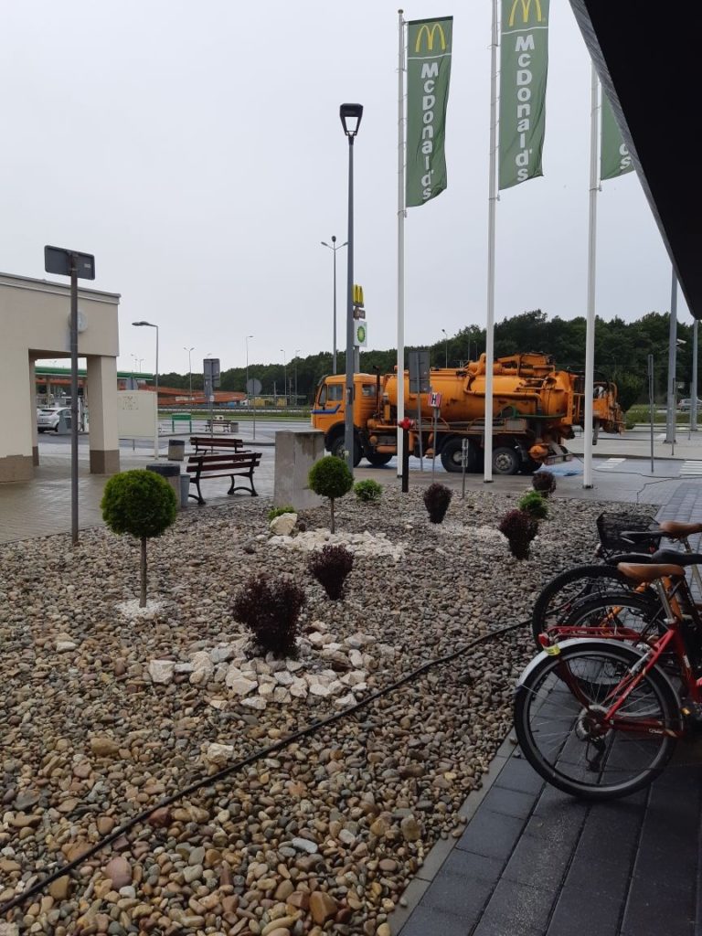 udrażnianie rur mcdonald's